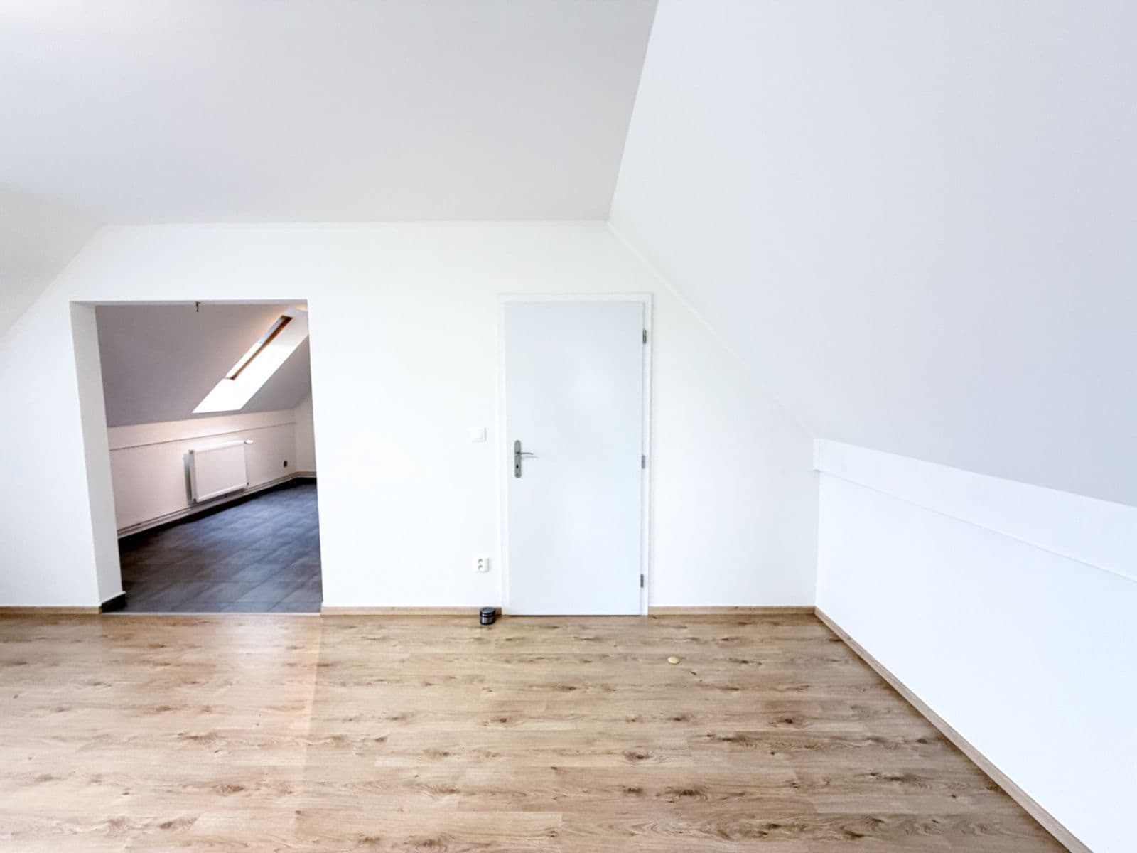 Pronájem bytu 2+kk 71 m², U Valu, Nupaky, Středočeský kraj Pronájem bytu 2+kk 71 m², U Valu, Nupaky, Středočeský kraj