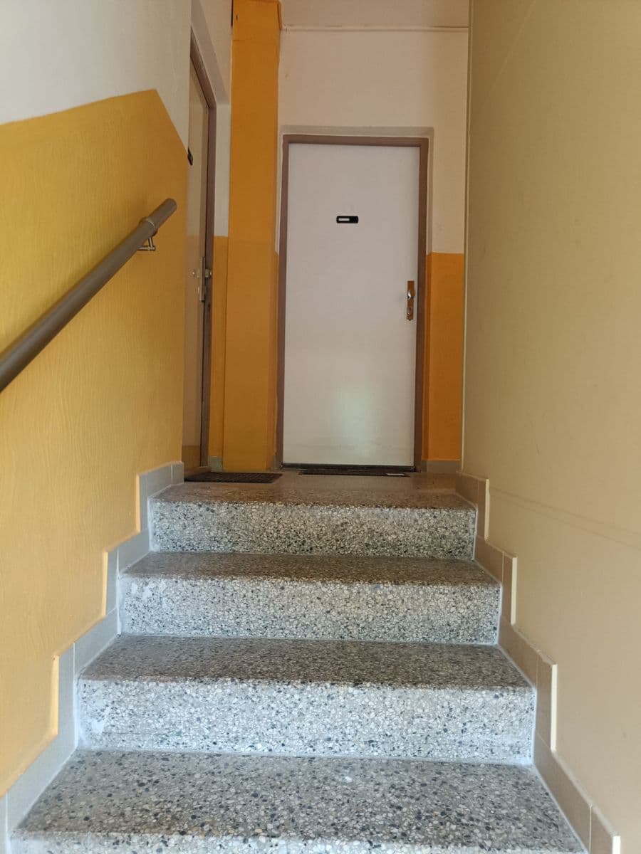 Pronájem bytu 1+1 36 m², Matěje Kopeckého, Cheb, Karlovarský kraj Pronájem bytu 1+1 36 m², Matěje Kopeckého, Cheb, Karlovarský kraj