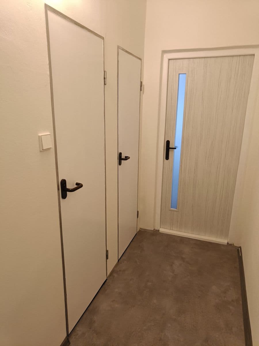 Pronájem bytu 1+1 36 m², Matěje Kopeckého, Cheb, Karlovarský kraj Pronájem bytu 1+1 36 m², Matěje Kopeckého, Cheb, Karlovarský kraj