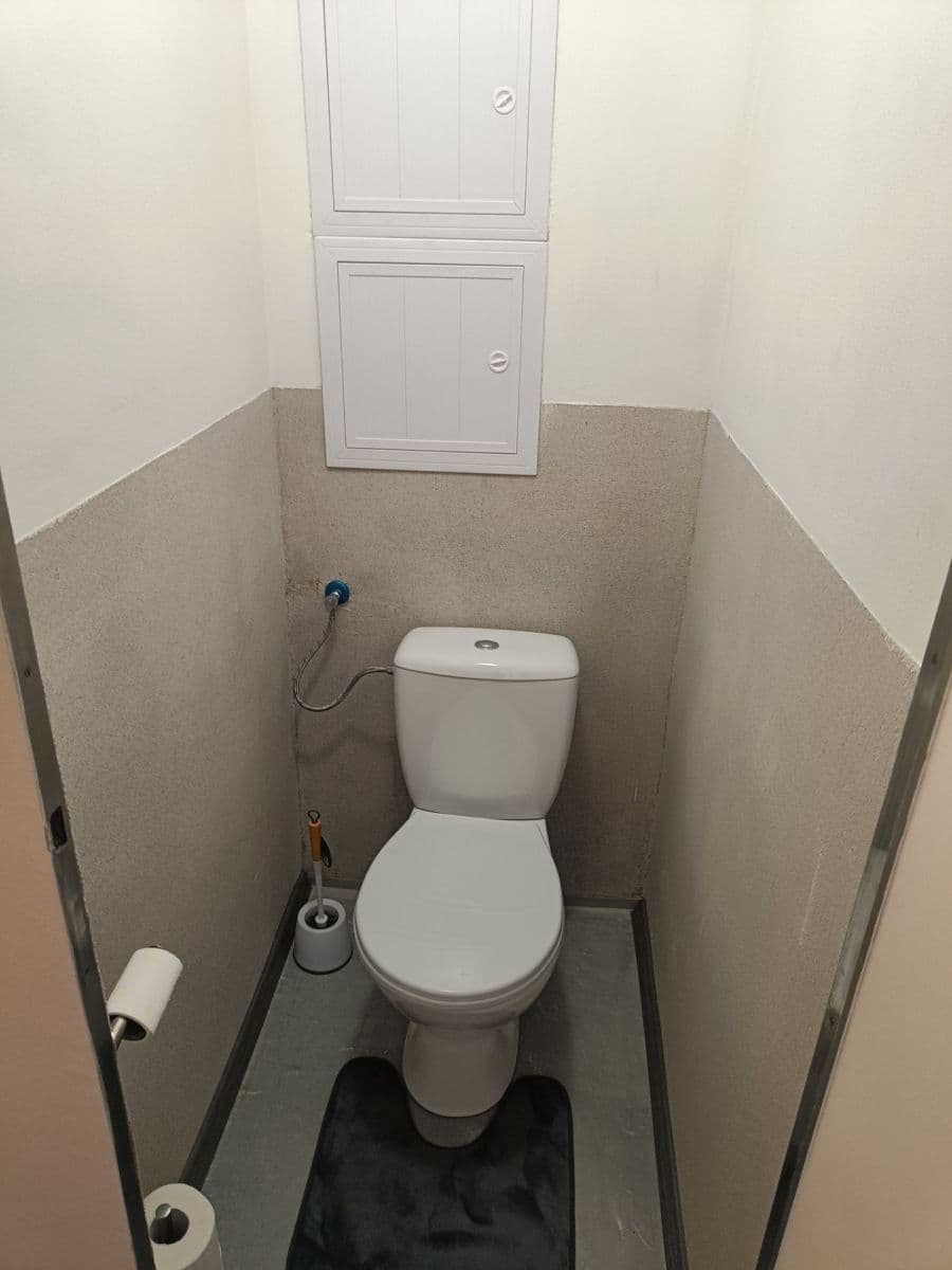 Pronájem bytu 1+1 36 m², Matěje Kopeckého, Cheb, Karlovarský kraj Pronájem bytu 1+1 36 m², Matěje Kopeckého, Cheb, Karlovarský kraj