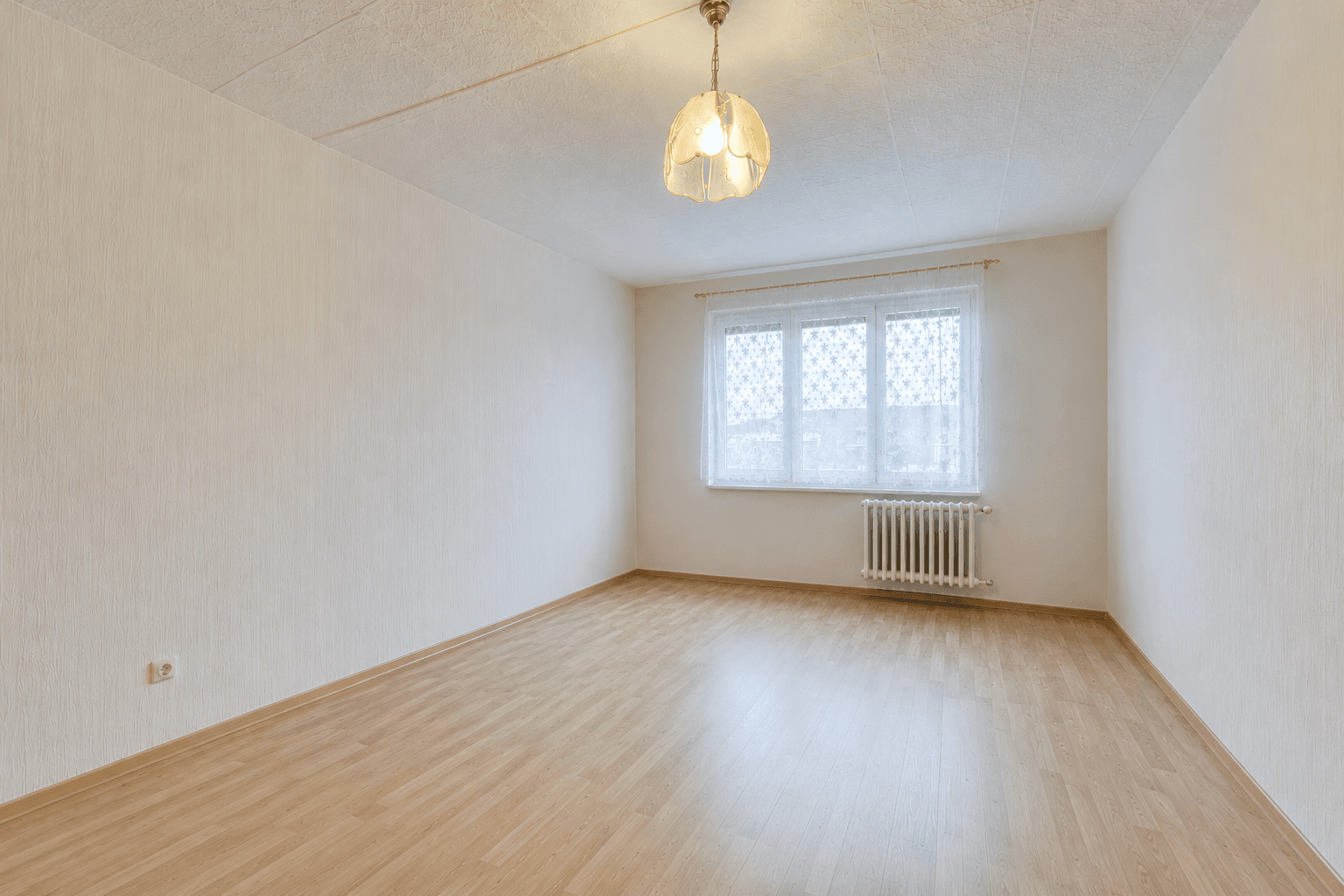 Pronájem bytu 1+1 41 m², Železničářská, Plzeň, Plzeňský kraj Pronájem bytu 1+1 41 m², Železničářská, Plzeň, Plzeňský kraj
