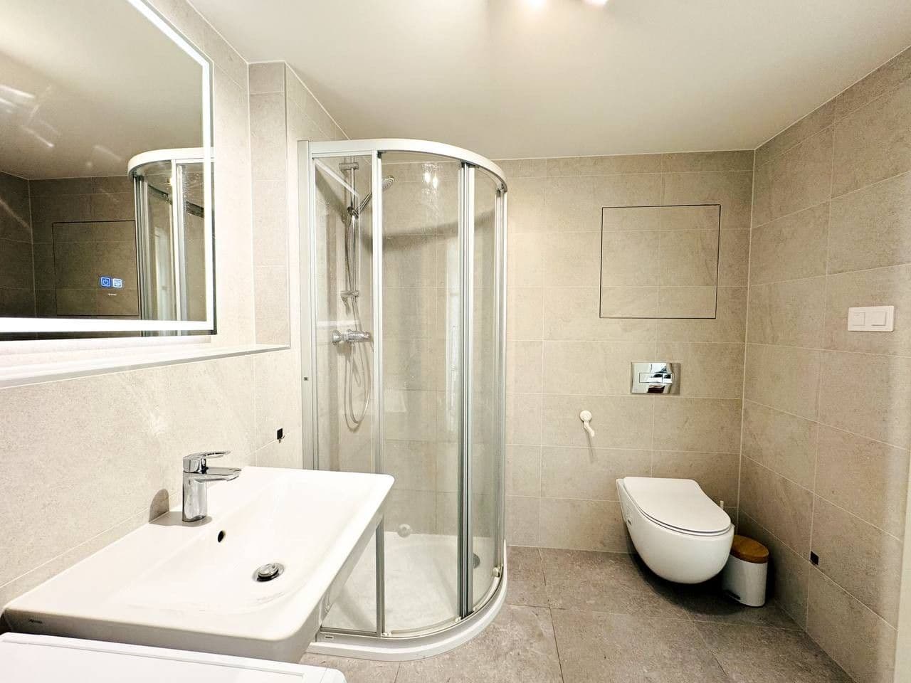 Pronájem bytu 2+kk 55 m², Kubánské náměstí, Praha, Praha Pronájem bytu 2+kk 55 m², Kubánské náměstí, Praha, Praha