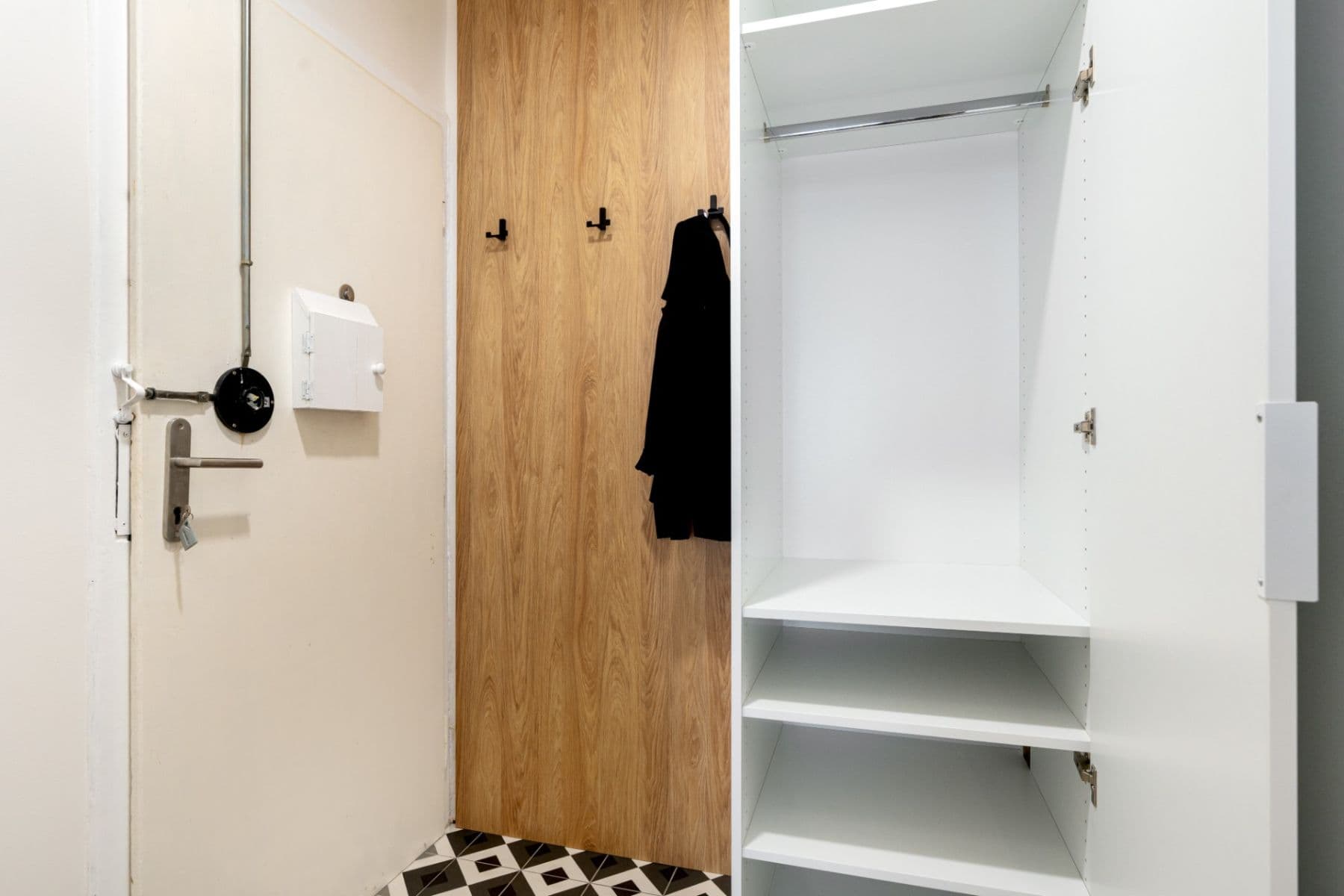 Pronájem bytu 1+kk 23 m², Strančická, Praha, Praha Pronájem bytu 1+kk 23 m², Strančická, Praha, Praha