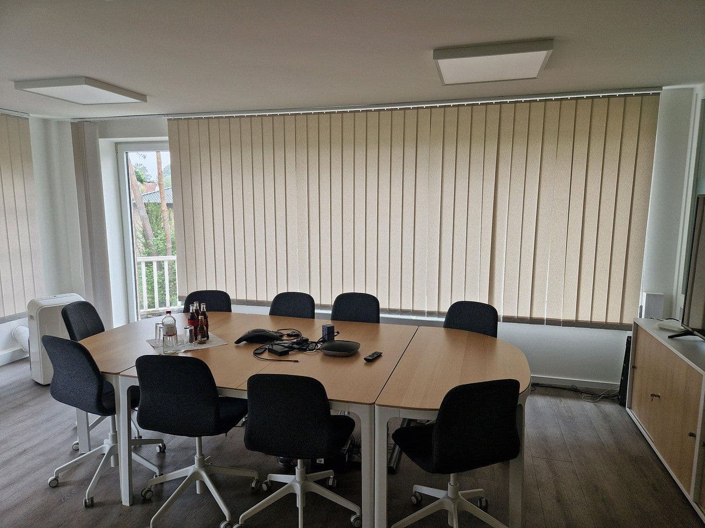 Pronájem kanceláře 500 m², Bültenweg 19, Adendorf, Dolní Sasko Pronájem kanceláře 500 m², Bültenweg 19, Adendorf, Dolní Sasko