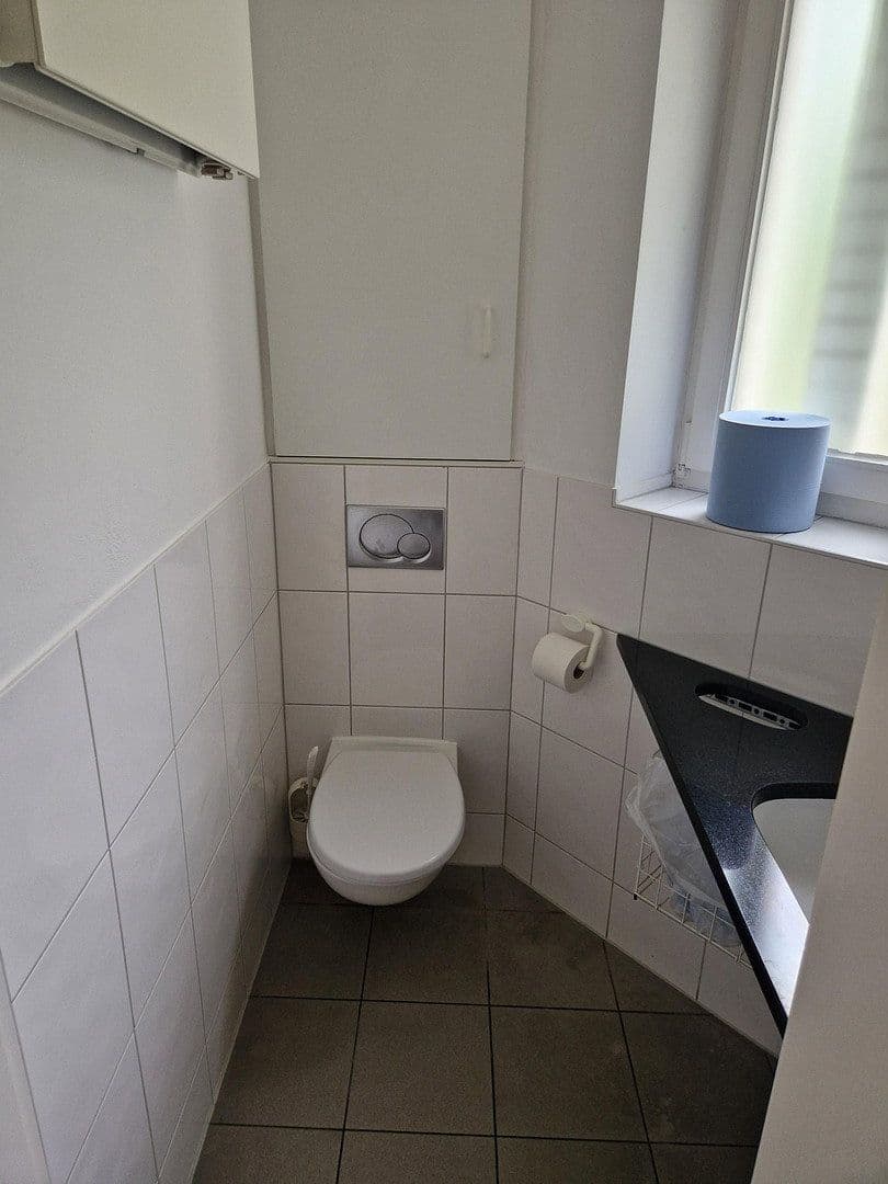 Pronájem kanceláře 500 m², Bültenweg 19, Adendorf, Dolní Sasko Pronájem kanceláře 500 m², Bültenweg 19, Adendorf, Dolní Sasko
