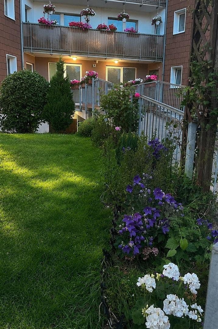 Prodej bytu 3+1 55 m², Oberhausen, Severní Porýní-Vestfálsko Prodej bytu 3+1 55 m², Oberhausen, Severní Porýní-Vestfálsko
