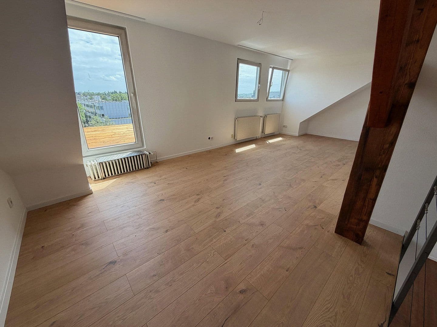Pronájem bytu 3+1 90 m², Jülicherstr. 142, Cáchy, Severní Porýní-Vestfálsko Pronájem bytu 3+1 90 m², Jülicherstr. 142, Cáchy, Severní Porýní-Vestfálsko