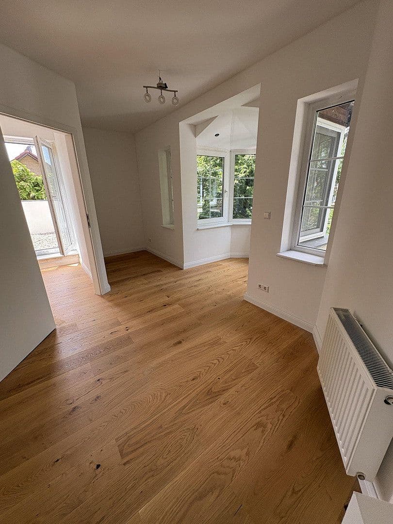 Prodej bytu 2+1 50 m², Berlin, Berlín Prodej bytu 2+1 50 m², Berlin, Berlín