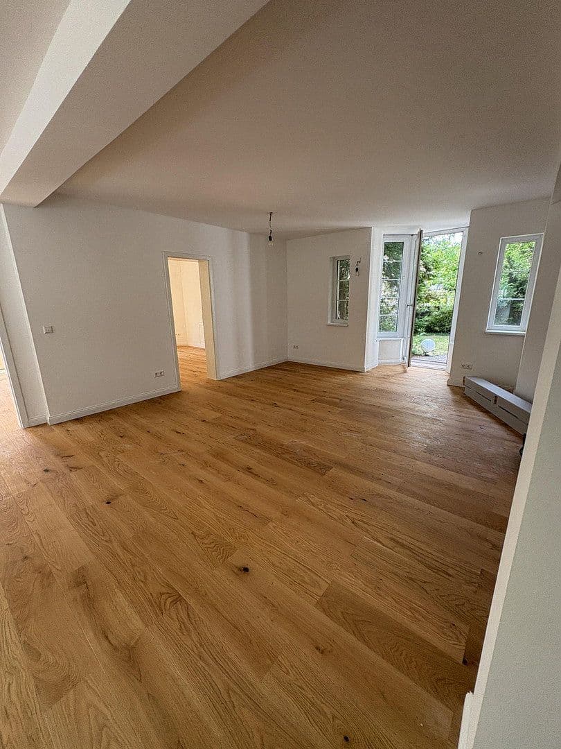 Prodej bytu 3+1 80 m², Berlin, Berlín Prodej bytu 3+1 80 m², Berlin, Berlín