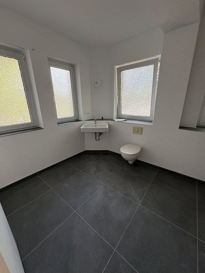 Prodej bytu 3+1 80 m², Berlin, Berlín Prodej bytu 3+1 80 m², Berlin, Berlín