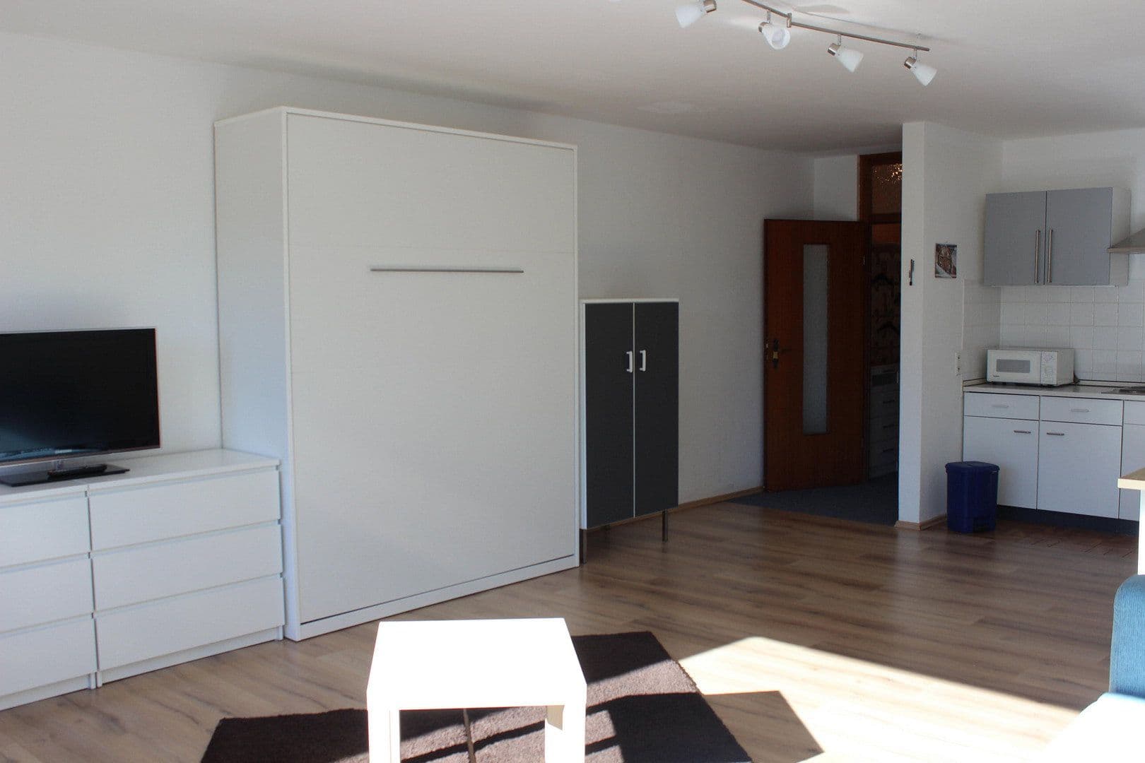 Prodej bytu 1+1 53 m², Feldbergstr. 1-3, Schonach im Schwarzwald, Bádensko-Württembersko Prodej bytu 1+1 53 m², Feldbergstr. 1-3, Schonach im Schwarzwald, Bádensko-Württembersko
