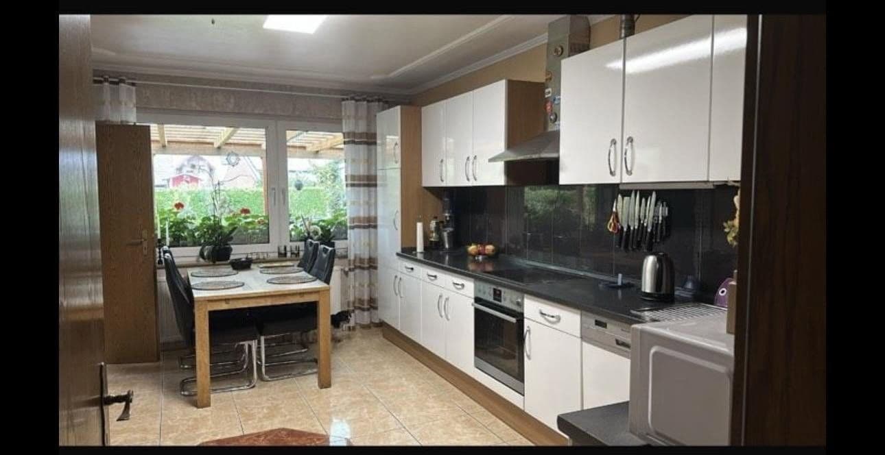 Prodej domu 220 m², pozemek 1.050 m², Am Lehmpool 10, Lorup, Dolní Sasko Prodej domu 220 m², pozemek 1.050 m², Am Lehmpool 10, Lorup, Dolní Sasko