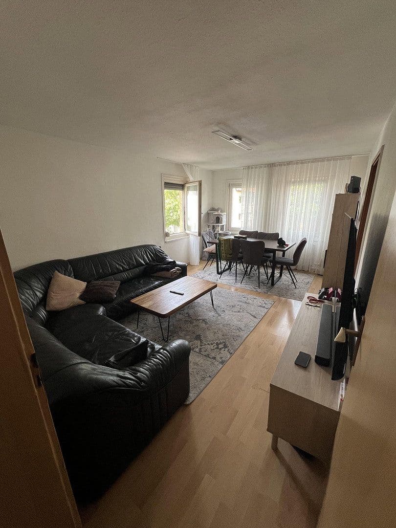 Prodej domu 246 m², pozemek 246 m², Asperg, Bádensko-Württembersko Prodej domu 246 m², pozemek 246 m², Asperg, Bádensko-Württembersko