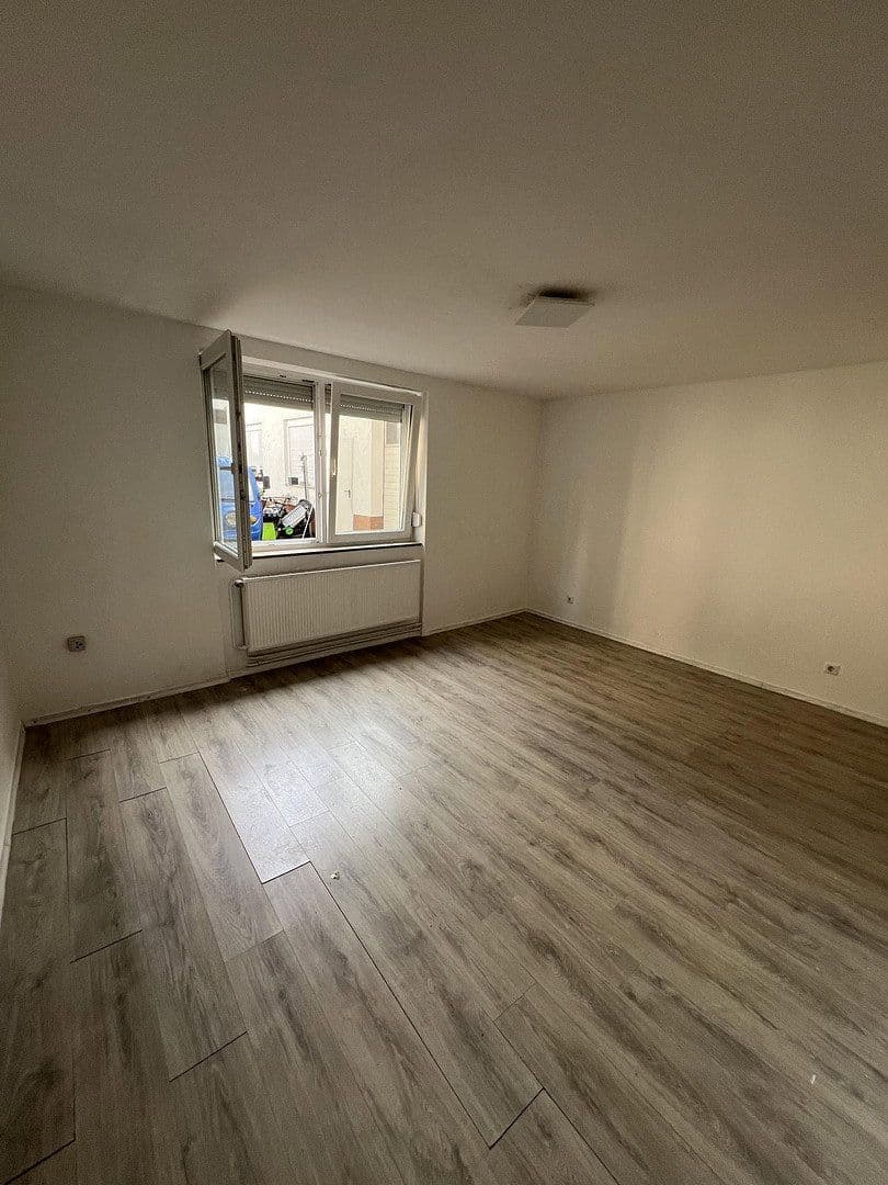 Prodej domu 246 m², pozemek 246 m², Asperg, Bádensko-Württembersko Prodej domu 246 m², pozemek 246 m², Asperg, Bádensko-Württembersko