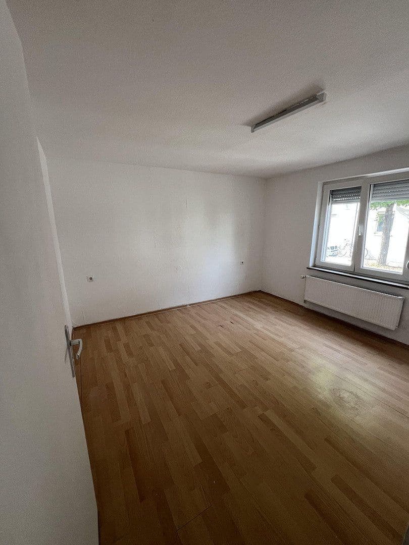 Prodej domu 246 m², pozemek 246 m², Asperg, Bádensko-Württembersko Prodej domu 246 m², pozemek 246 m², Asperg, Bádensko-Württembersko