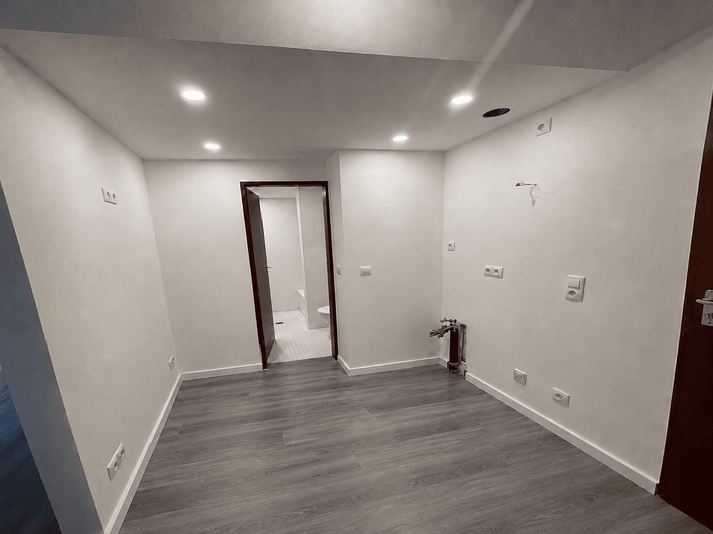 Pronájem bytu 1+1 40 m², Bad Hönningen, Porýní-Falc Pronájem bytu 1+1 40 m², Bad Hönningen, Porýní-Falc