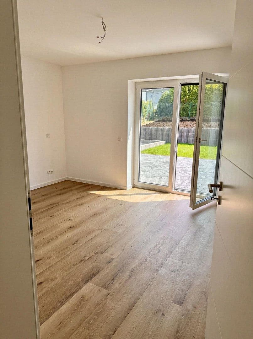 Pronájem bytu 3+1 100 m², Berliner Str. 8, Bad Kreuznach, Porýní-Falc Pronájem bytu 3+1 100 m², Berliner Str. 8, Bad Kreuznach, Porýní-Falc