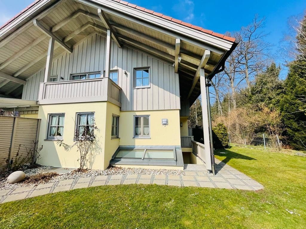Pronájem domu 145 m², pozemek 546 m², Kolbermoor, Bavorsko Pronájem domu 145 m², pozemek 546 m², Kolbermoor, Bavorsko