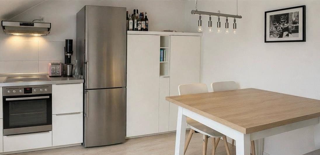 Pronájem bytu 2+1 48 m², Fleckenbühlstr. 20, Frankfurt, Hessen Pronájem bytu 2+1 48 m², Fleckenbühlstr. 20, Frankfurt, Hessen