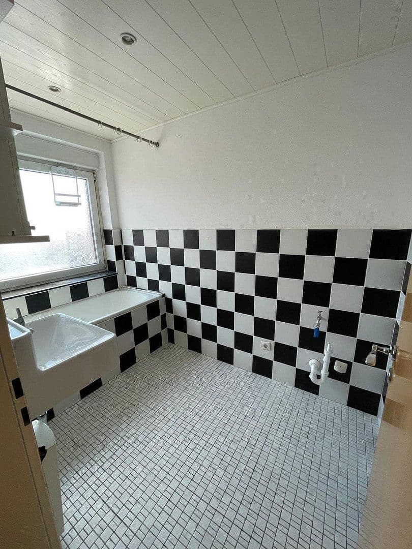 Pronájem bytu 3+1 60 m², Perricher Weg 31, Wesel, Severní Porýní-Vestfálsko Pronájem bytu 3+1 60 m², Perricher Weg 31, Wesel, Severní Porýní-Vestfálsko