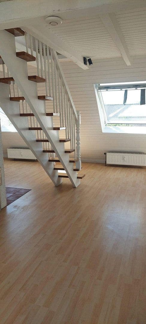 Pronájem bytu 4+1 105 m², Käfertalerstraße 38, Mannheim, Bádensko-Württembersko Pronájem bytu 4+1 105 m², Käfertalerstraße 38, Mannheim, Bádensko-Württembersko