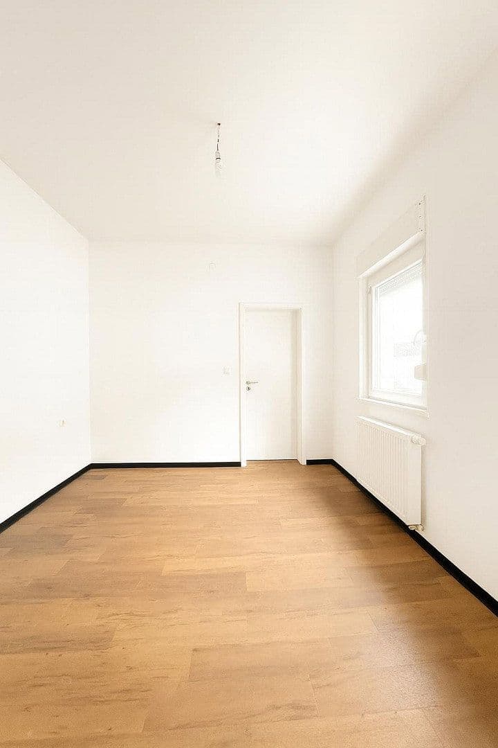Pronájem bytu 3+1 78 m², Grabenstr.67, Eschweiler, Severní Porýní-Vestfálsko Pronájem bytu 3+1 78 m², Grabenstr.67, Eschweiler, Severní Porýní-Vestfálsko