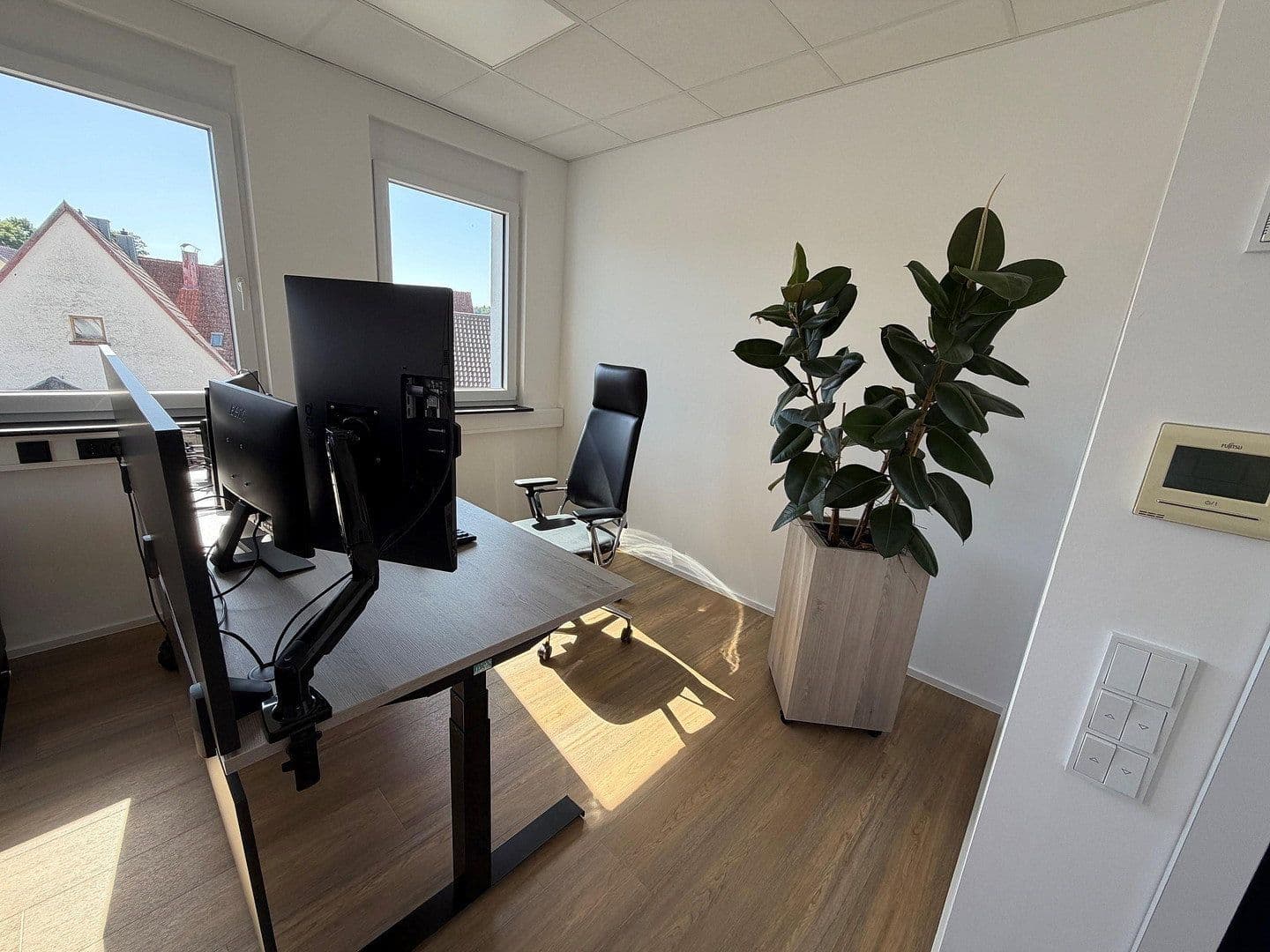 Pronájem kanceláře 356 m², Heilbronner Straße 8, Kirchardt, Bádensko-Württembersko Pronájem kanceláře 356 m², Heilbronner Straße 8, Kirchardt, Bádensko-Württembersko