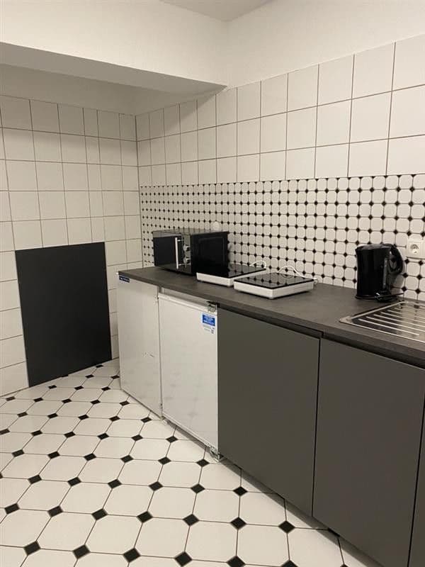 Pronájem kanceláře 320 m², Bad Neuenahr-Ahrweiler, Porýní-Falc Pronájem kanceláře 320 m², Bad Neuenahr-Ahrweiler, Porýní-Falc