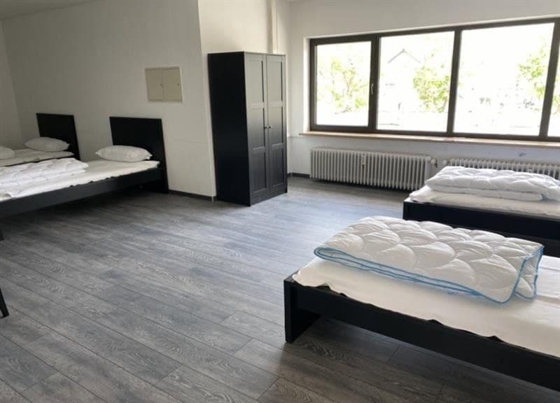 Pronájem kanceláře 320 m², Bad Neuenahr-Ahrweiler, Porýní-Falc Pronájem kanceláře 320 m², Bad Neuenahr-Ahrweiler, Porýní-Falc