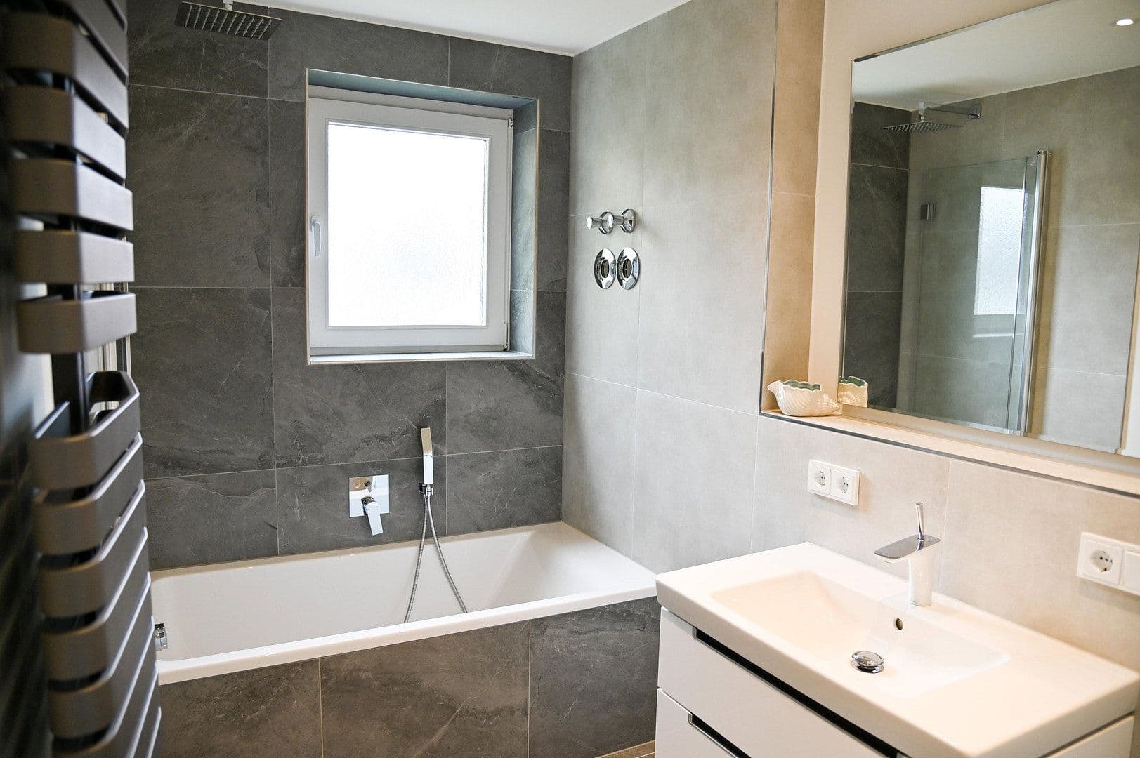 Prodej bytu 4+1 98 m², Steinstraße 18, Dachau, Bavorsko Prodej bytu 4+1 98 m², Steinstraße 18, Dachau, Bavorsko