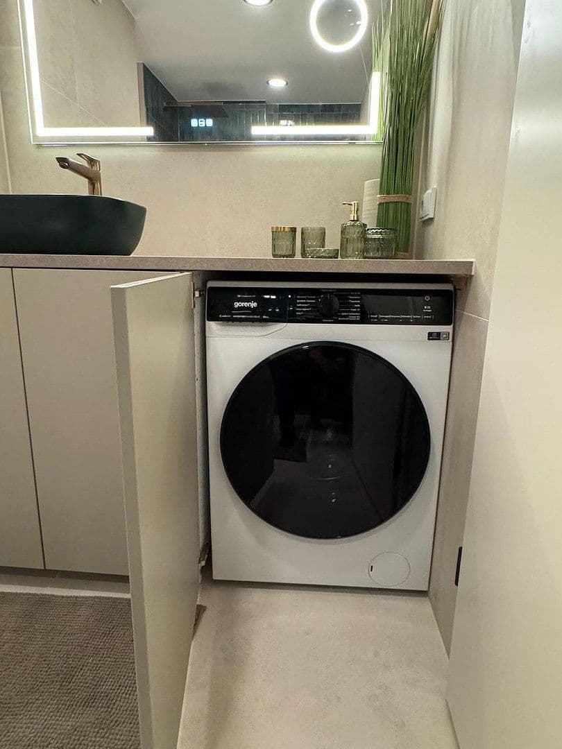 Pronájem bytu 1+kk 48 m², Herdweg 94G, Stuttgart, Bádensko-Württembersko Pronájem bytu 1+kk 48 m², Herdweg 94G, Stuttgart, Bádensko-Württembersko