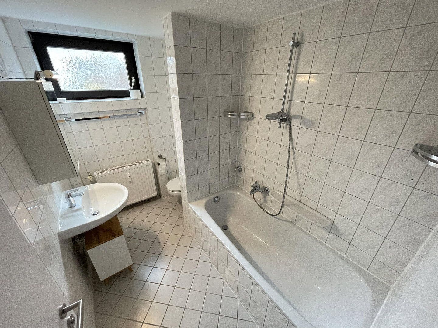 Pronájem bytu 4+1 120 m², Wiesenau 21, Frankfurt am Main, Hessen Pronájem bytu 4+1 120 m², Wiesenau 21, Frankfurt am Main, Hessen
