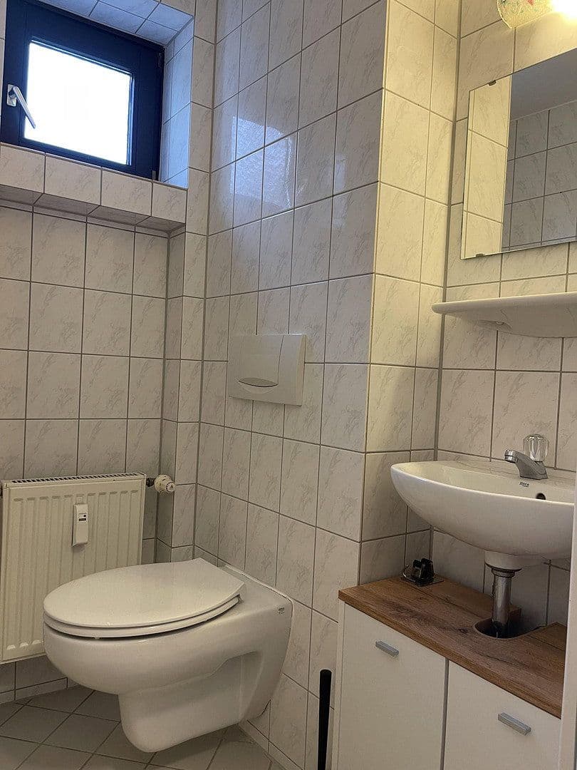 Pronájem bytu 4+1 120 m², Wiesenau 21, Frankfurt am Main, Hessen Pronájem bytu 4+1 120 m², Wiesenau 21, Frankfurt am Main, Hessen