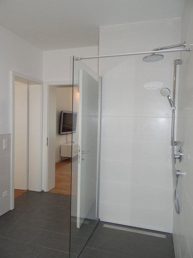 Pronájem bytu 3+1 88 m², Herdweg 35, Stuttgart, Bádensko-Württembersko Pronájem bytu 3+1 88 m², Herdweg 35, Stuttgart, Bádensko-Württembersko