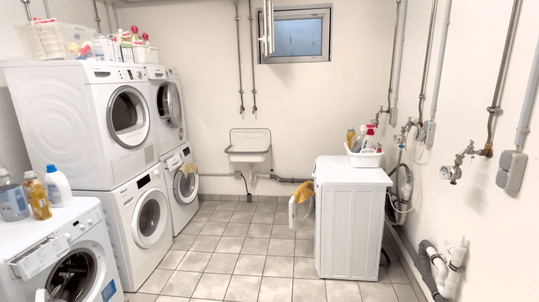 Prodej bytu 3+1 87 m², Senserbergstraße 1, Fürstenfeldbruck, Bavorsko Prodej bytu 3+1 87 m², Senserbergstraße 1, Fürstenfeldbruck, Bavorsko
