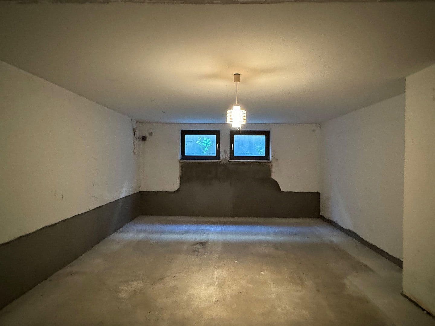 Prodej domu 131 m², pozemek 369 m², Stauferstraße 15, Sinsheim, Bádensko-Württembersko Prodej domu 131 m², pozemek 369 m², Stauferstraße 15, Sinsheim, Bádensko-Württembersko