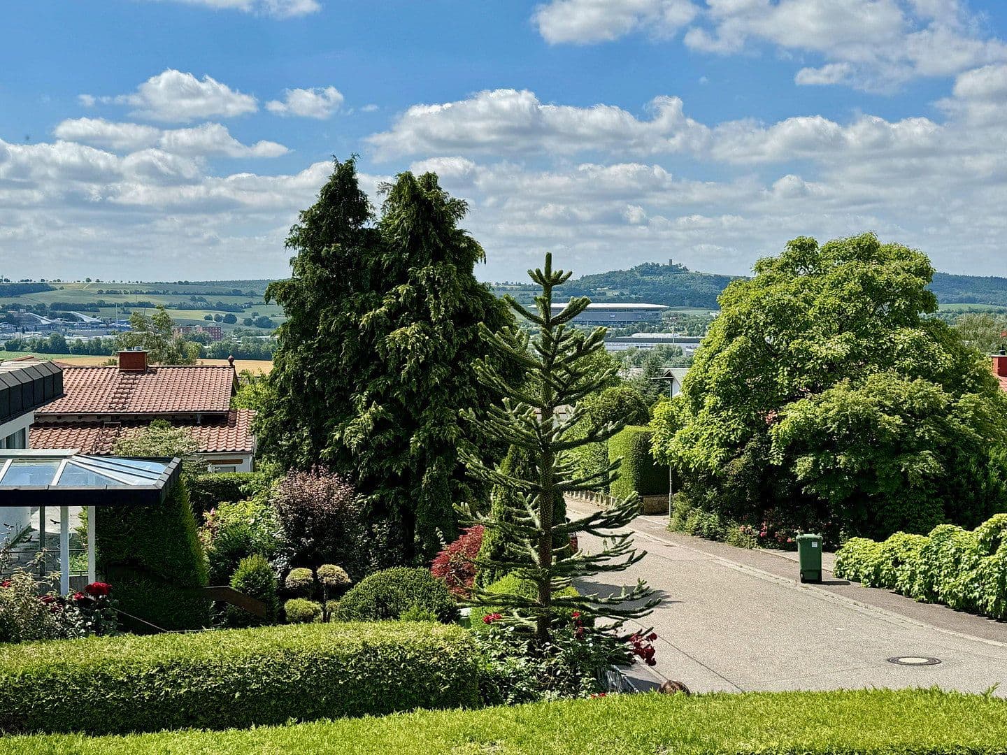 Prodej domu 131 m², pozemek 369 m², Stauferstraße 15, Sinsheim, Bádensko-Württembersko Prodej domu 131 m², pozemek 369 m², Stauferstraße 15, Sinsheim, Bádensko-Württembersko