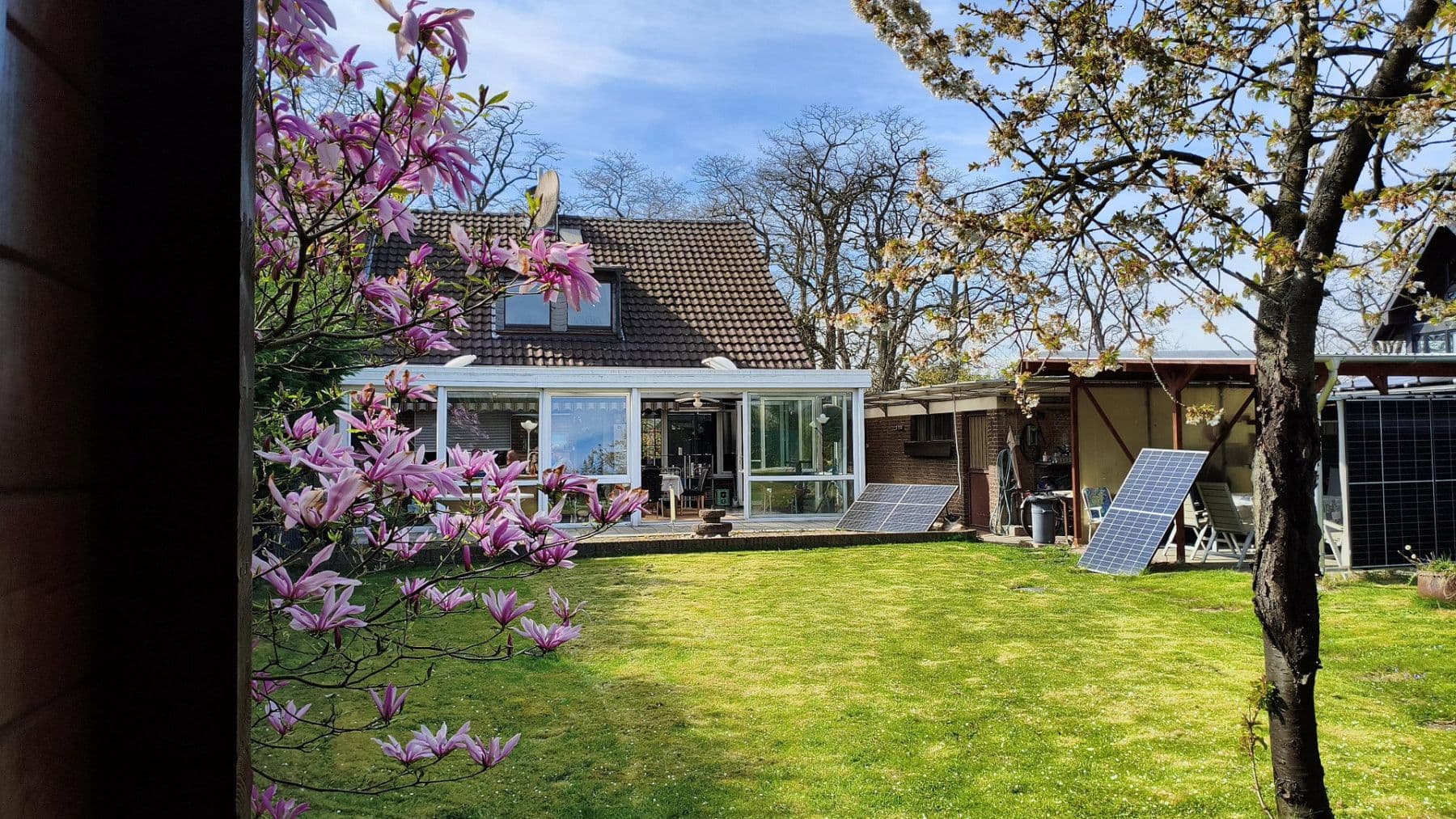 Prodej domu 175 m², pozemek 906 m², Duisburg, Severní Porýní-Vestfálsko Prodej domu 175 m², pozemek 906 m², Duisburg, Severní Porýní-Vestfálsko