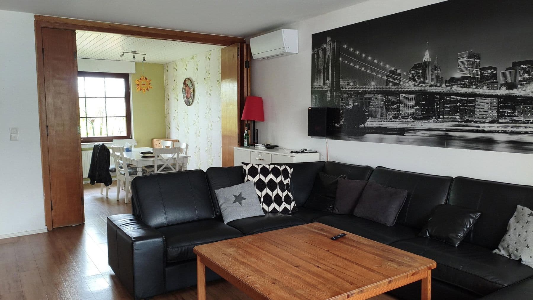 Prodej domu 175 m², pozemek 906 m², Duisburg, Severní Porýní-Vestfálsko Prodej domu 175 m², pozemek 906 m², Duisburg, Severní Porýní-Vestfálsko