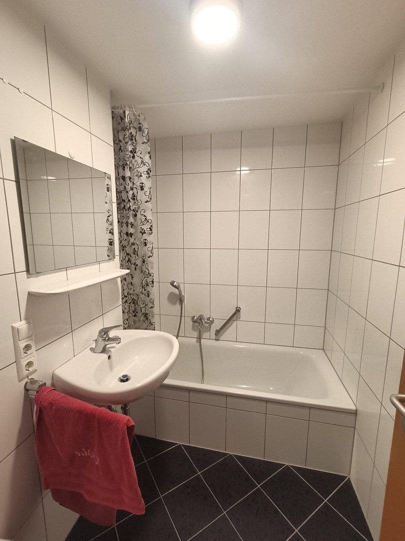 Pronájem bytu 1+1 35 m², An der Deutenhofkapelle 1, Bad Abbach, Bavorsko Pronájem bytu 1+1 35 m², An der Deutenhofkapelle 1, Bad Abbach, Bavorsko