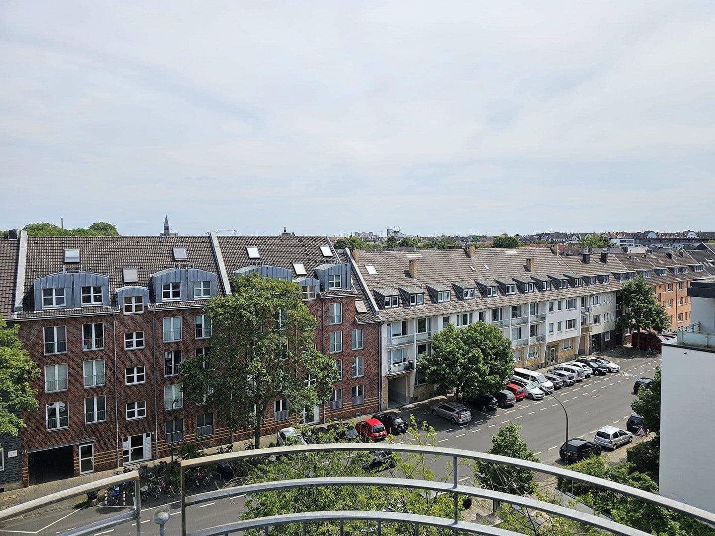 Prodej bytu 2+1 48 m², Fleher Straße 3, Düsseldorf, Severní Porýní-Vestfálsko Prodej bytu 2+1 48 m², Fleher Straße 3, Düsseldorf, Severní Porýní-Vestfálsko