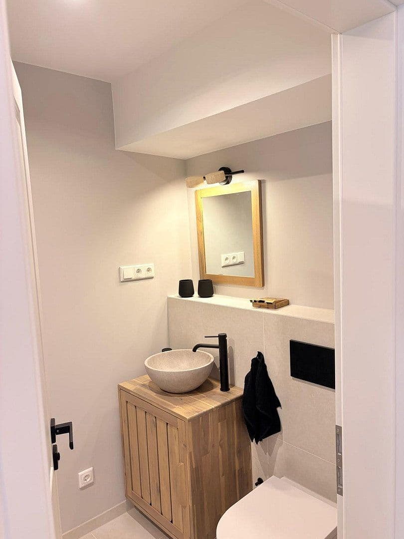 Prodej bytu 1+1 34 m², Seumestraße 3, Frankfurt am Main, Hessen Prodej bytu 1+1 34 m², Seumestraße 3, Frankfurt am Main, Hessen