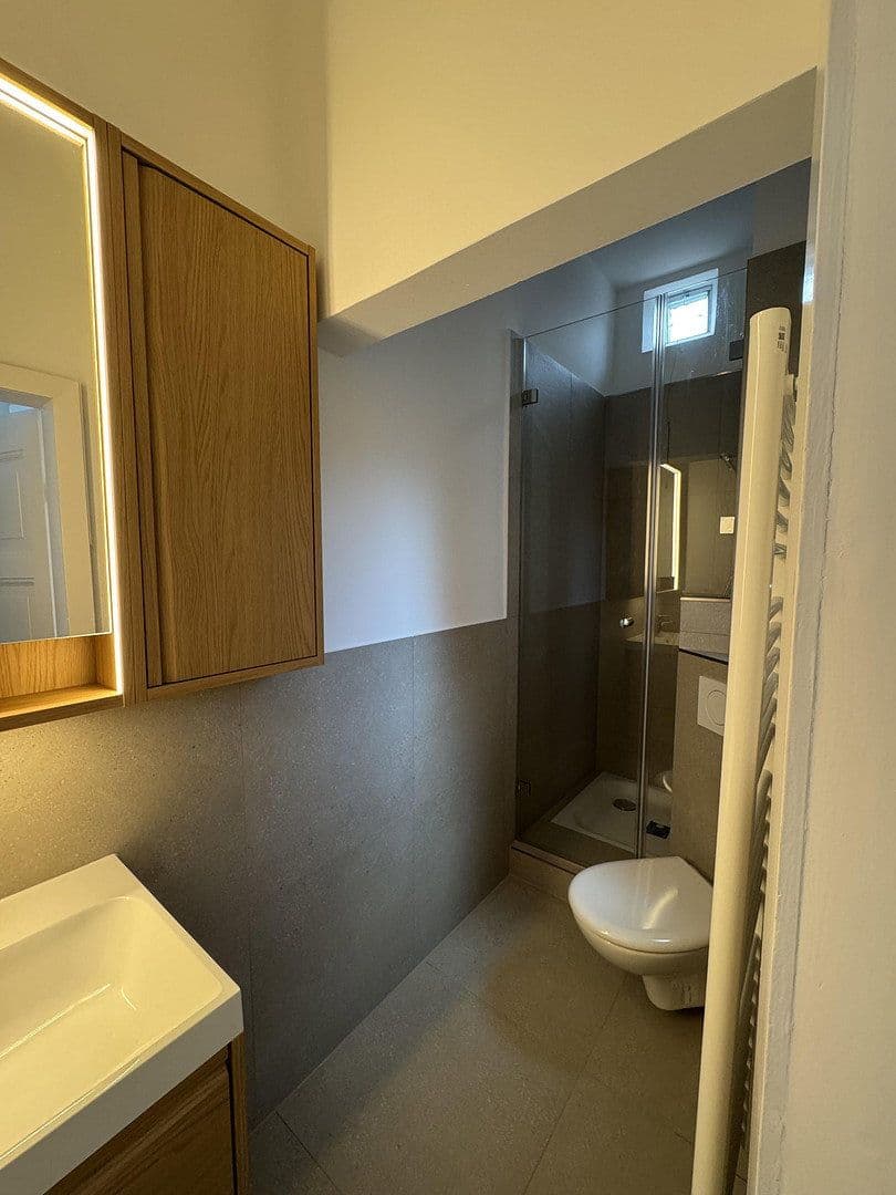 Pronájem bytu 3+1 62 m², Limmerstraße 58, Hannover, Dolní Sasko Pronájem bytu 3+1 62 m², Limmerstraße 58, Hannover, Dolní Sasko