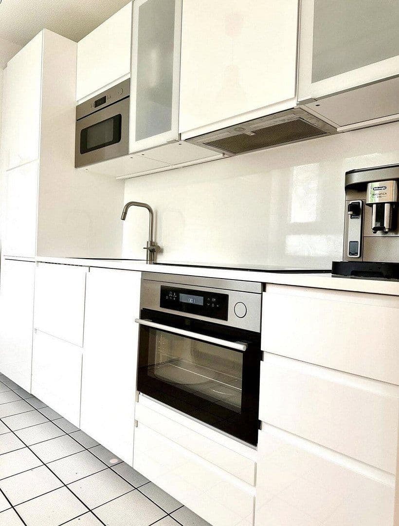 Prodej bytu 3+1 75 m², Hamburg, Hamburg Prodej bytu 3+1 75 m², Hamburg, Hamburg