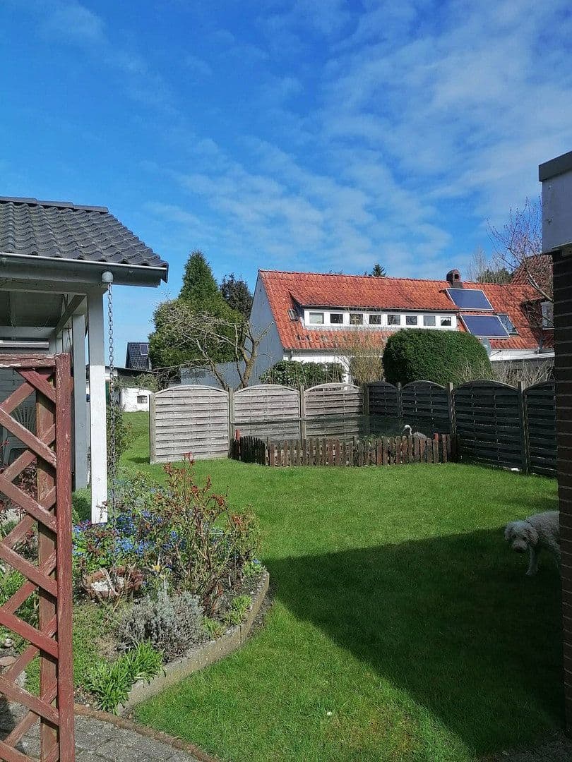 Prodej domu 177 m², pozemek 577 m², Martin-Luther-Straße 6a, Sittensen, Dolní Sasko Prodej domu 177 m², pozemek 577 m², Martin-Luther-Straße 6a, Sittensen, Dolní Sasko