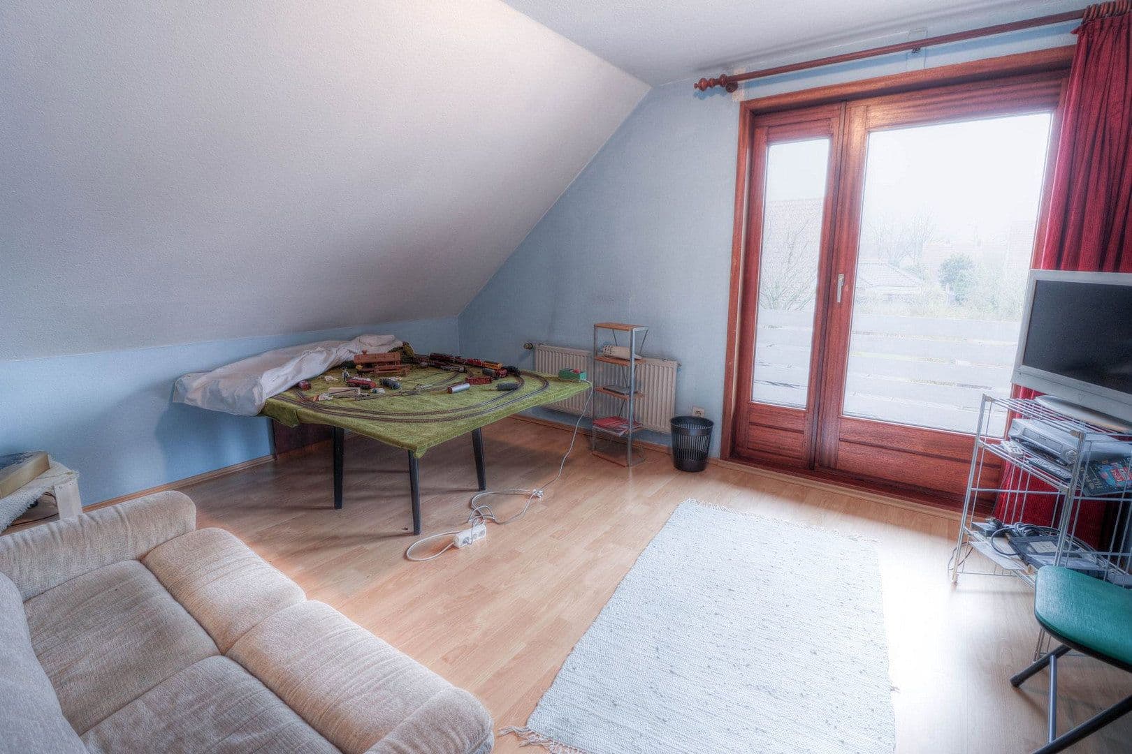 Prodej domu 177 m², pozemek 577 m², Martin-Luther-Straße 6a, Sittensen, Dolní Sasko Prodej domu 177 m², pozemek 577 m², Martin-Luther-Straße 6a, Sittensen, Dolní Sasko