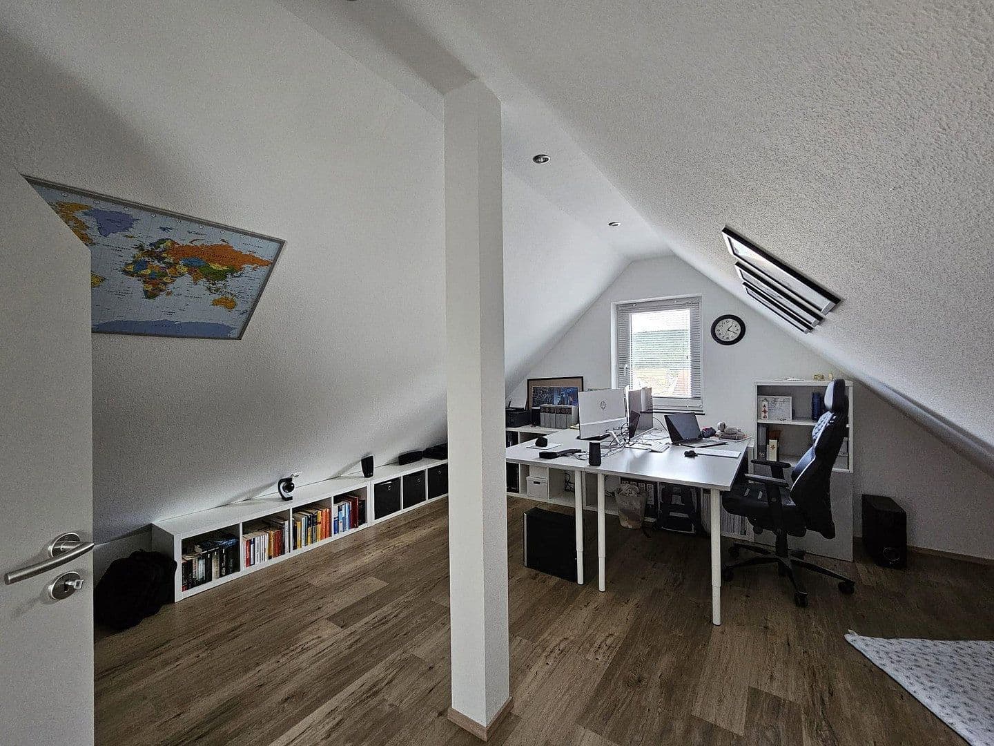 Pronájem bytu 5+1 107 m², Allmendingen, Bádensko-Württembersko Pronájem bytu 5+1 107 m², Allmendingen, Bádensko-Württembersko