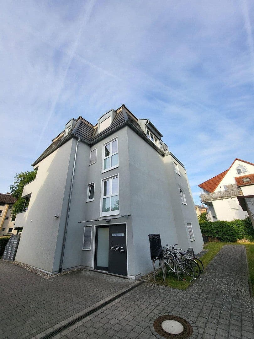 Pronájem bytu 3+1 75 m², Friedrichstraße 25c, Hanau, Hessen Pronájem bytu 3+1 75 m², Friedrichstraße 25c, Hanau, Hessen