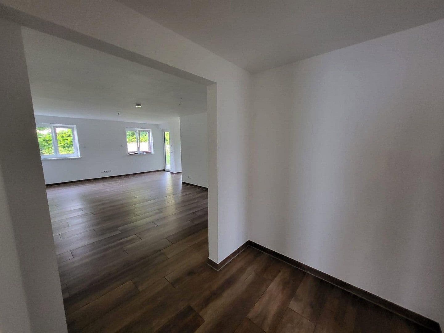 Pronájem bytu 3+1 75 m², Friedrichstraße 25c, Hanau, Hessen Pronájem bytu 3+1 75 m², Friedrichstraße 25c, Hanau, Hessen