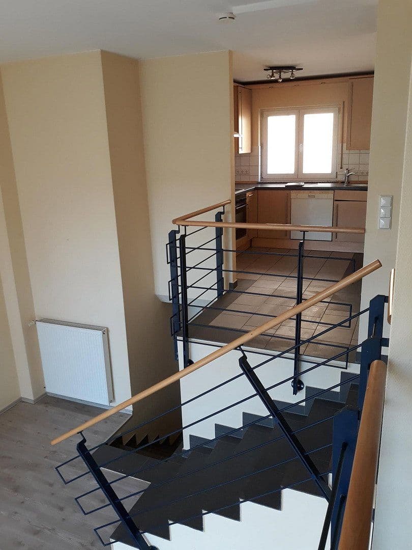 Pronájem bytu 2+1 62 m², Barbarossastr. 13a, Freigericht, Hessen Pronájem bytu 2+1 62 m², Barbarossastr. 13a, Freigericht, Hessen